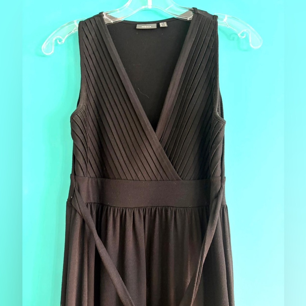 MEXX Stylish Cocktail Black Dress, Spain - Picture 9 of 16
